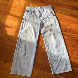 American Eagle Low Rise Skater Jean